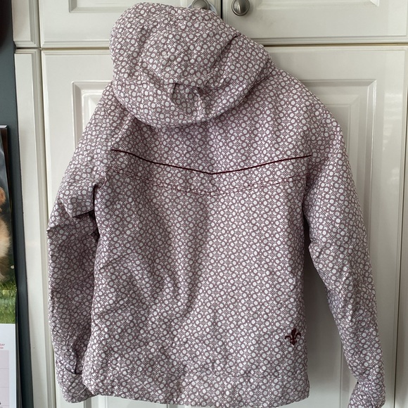 Girl’s 10/12 Winter Ski Jacket - Picture 4 of 13